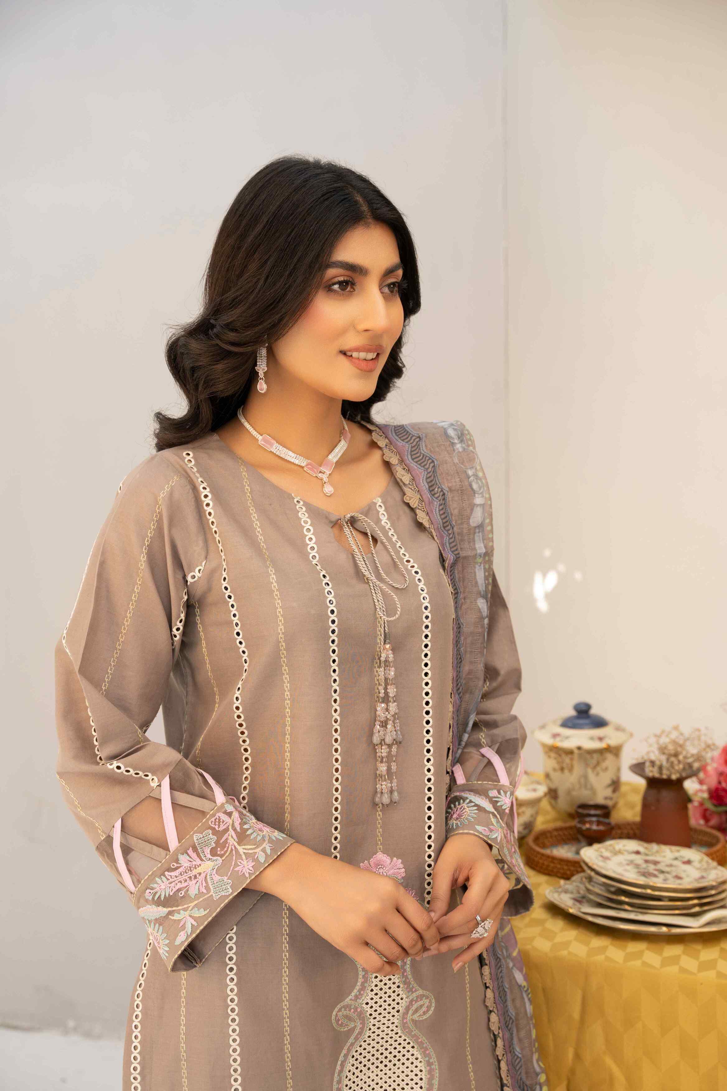 Mannat Murad Fashion